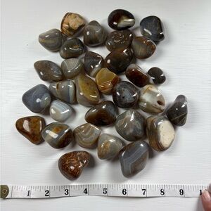 Large Lot of 31 Polished Stones